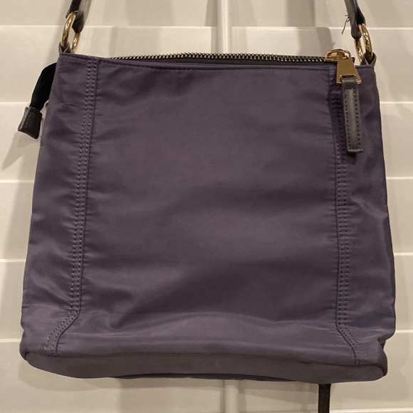 Adrienne Vittadini Crossbody Bag - Picture 2 of 4